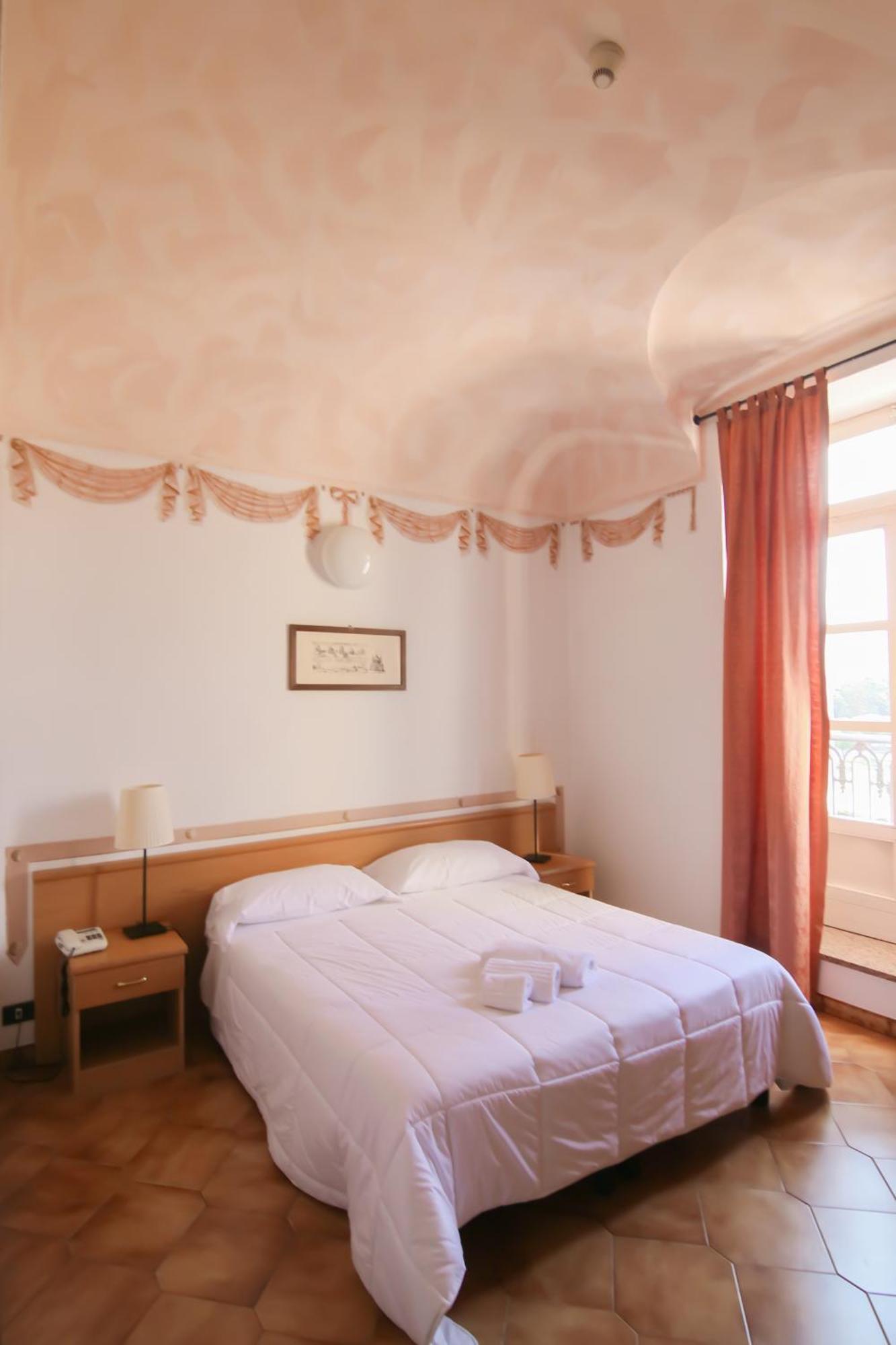 Hotel Portici Vicoforte Екстер'єр фото