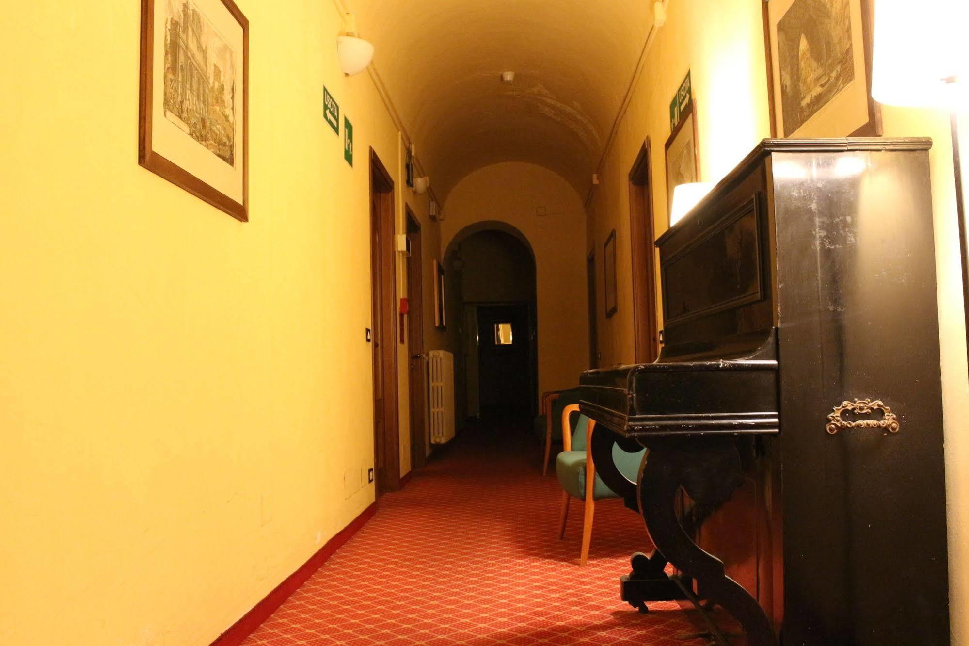 Hotel Portici Vicoforte Екстер'єр фото