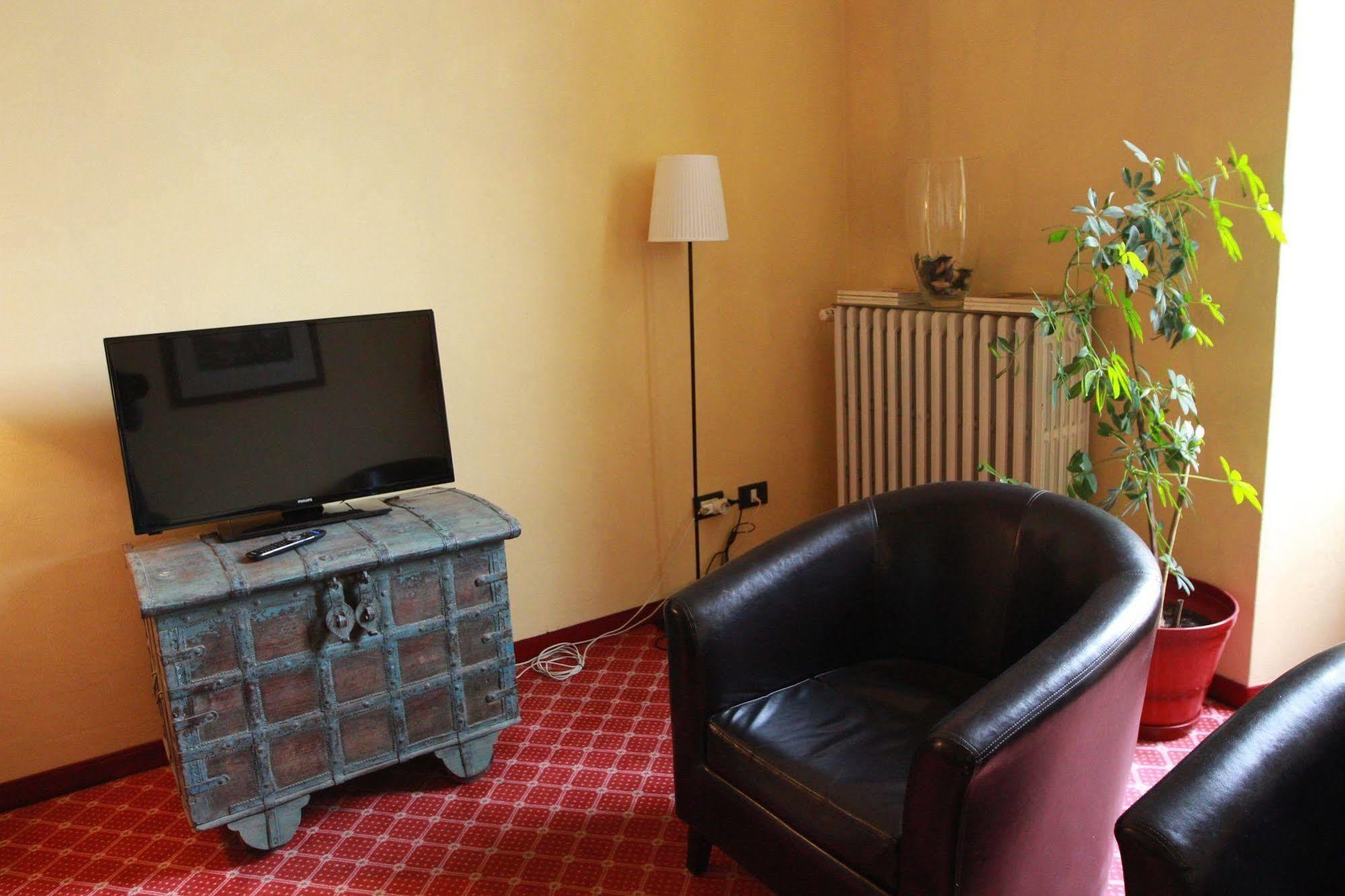 Hotel Portici Vicoforte Екстер'єр фото